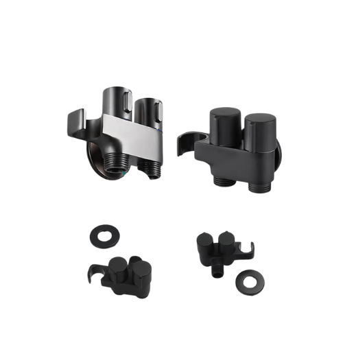 محبس الزاوية الألماني بالحامل والشطاف و الخرطوم بمخرجين نصف بوصة و 2 مقبض تحكم باللون الذهبي قلب نص لفة كود المنتج 596 - كيان - للأدوات الصحية والديكورات الحديثة