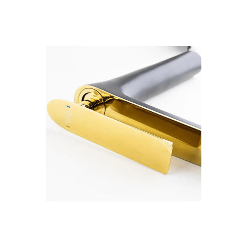 ( طلب مسبق ) خلاط حوض عالى يد رفيعة للتحكم فى المياة لون أسود × ذهبى مستورد من كواترو كود المنتج 369 - كيان - للأدوات الصحية والديكورات الحديثة